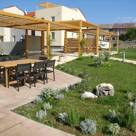 Our Nest * Privlaka (Zadar)